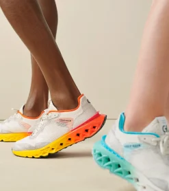 Zapatilla Moderna de Correr de Mujer | Women's 5.ZERØGRAND Embrostitch^Cole Haan Online